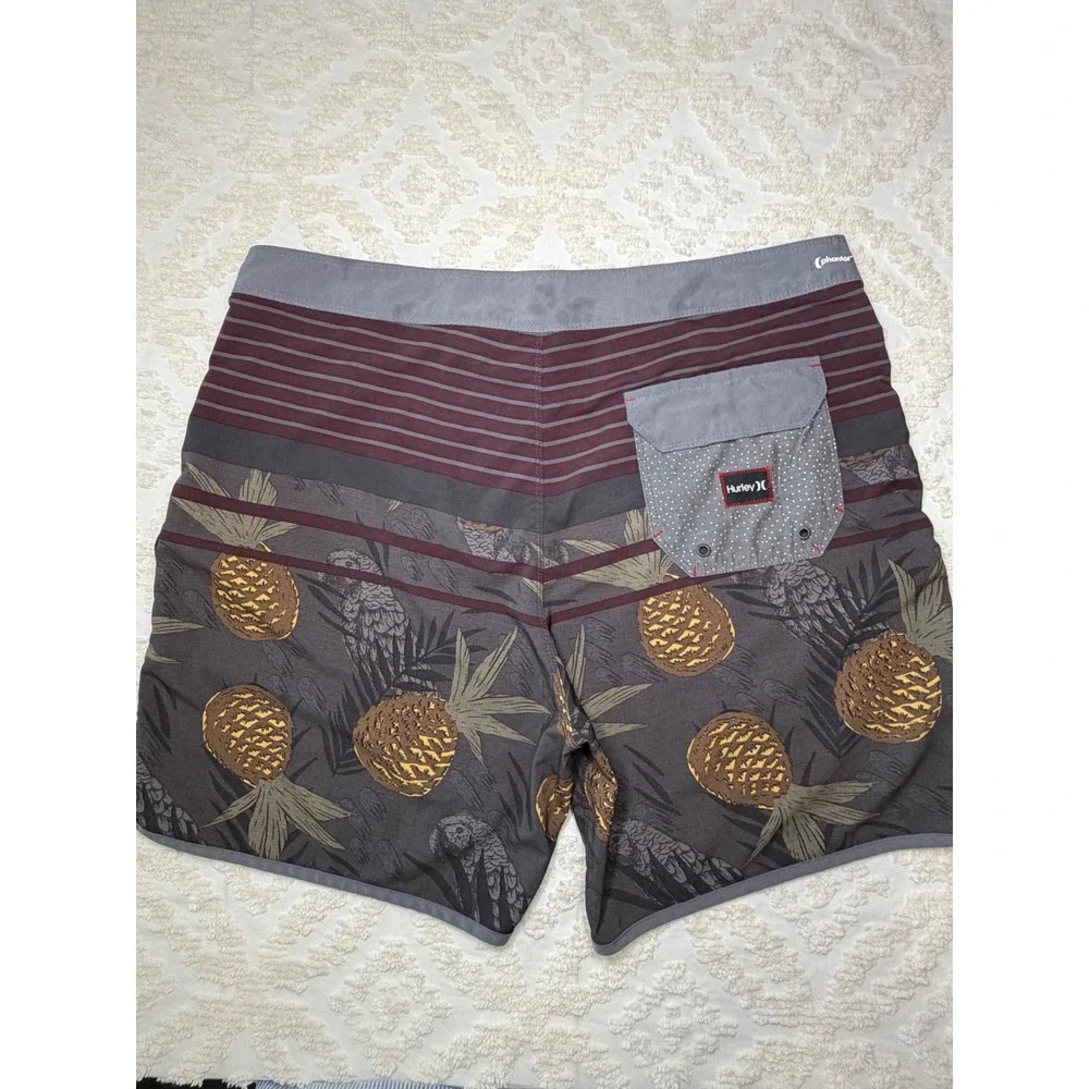 Hurley phantom gray